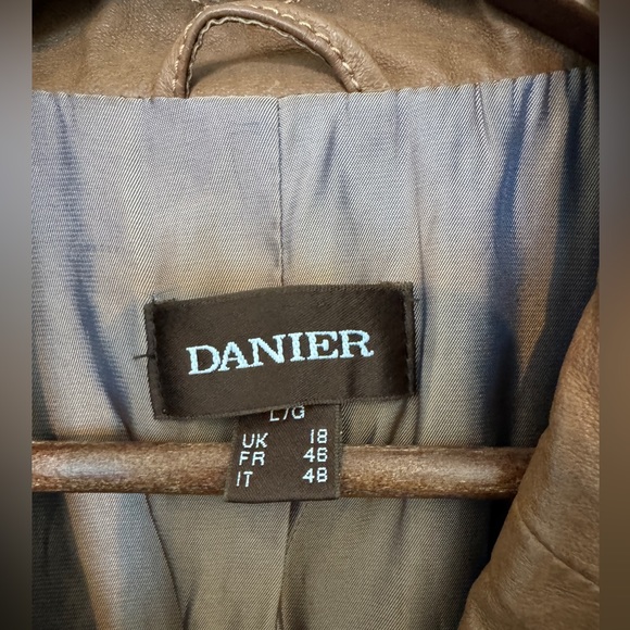Vintage Danier leather coat - Picture 4 of 4